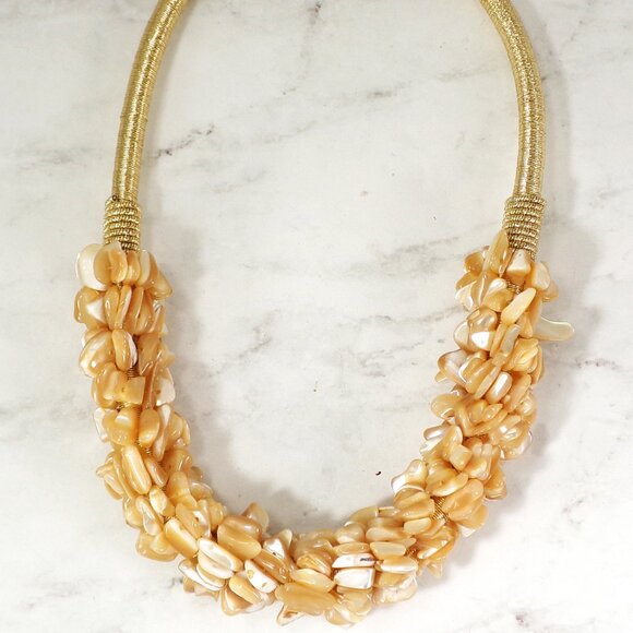 Beige color shell necklace with all shell chips in a thick cluster on gold cord - Picture 8 of 9